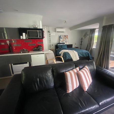 Вилла Hideaway - A Couples Retreat Акароа Экстерьер фото
